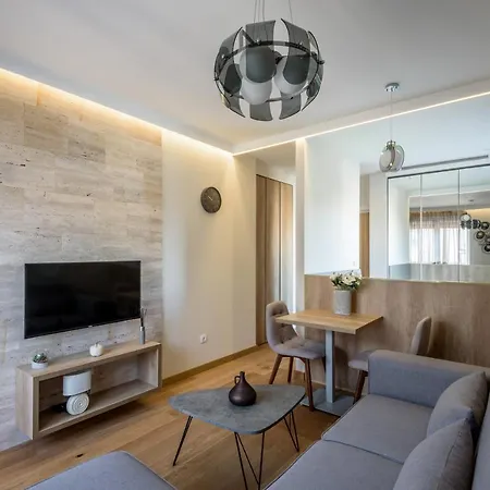 Belly 1 * Belgrad